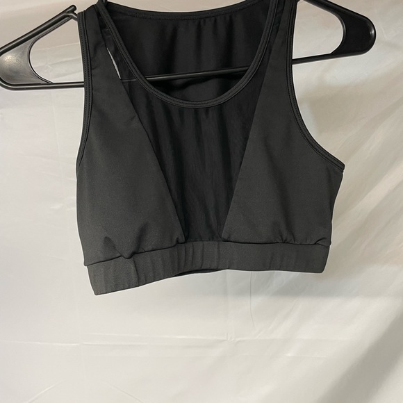 Women’s XS/S Atheltic Bundle (7 pieces- Lucy, Reebok, Nike & more included) - Picture 4 of 9